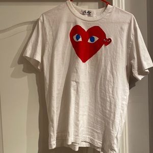 Large mens PLAY T shirt